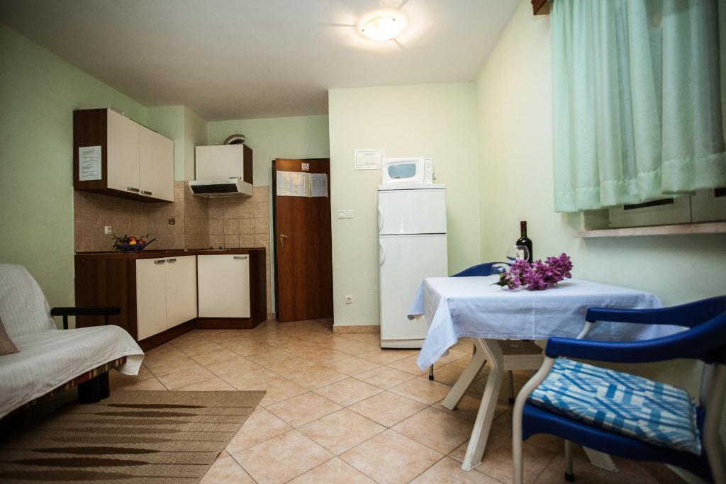 Apartments Agava-Mirjana Omiš Δωμάτιο φωτογραφία
